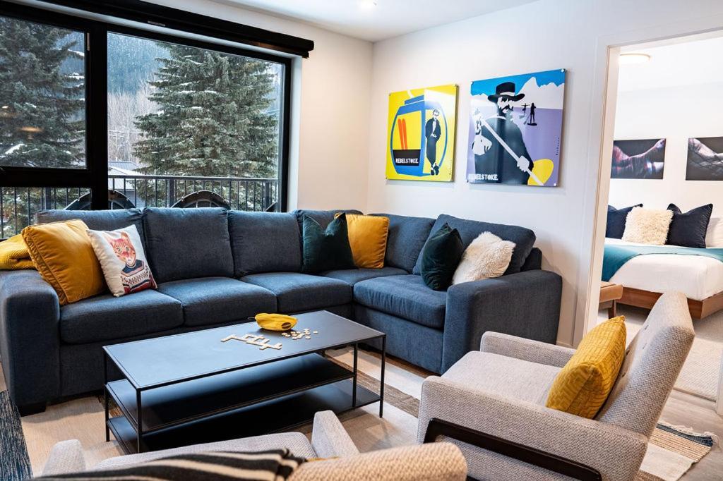 Appartement Revel In The Stoke By Revelstoke Vacations Extérieur photo