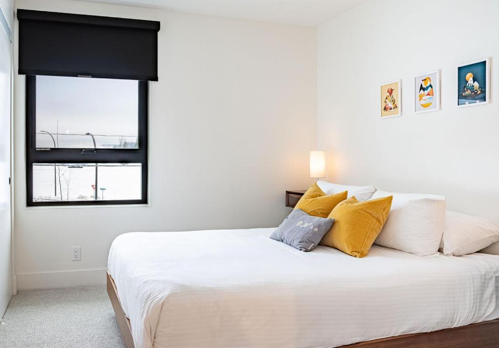 Appartement Revel In The Stoke By Revelstoke Vacations Extérieur photo