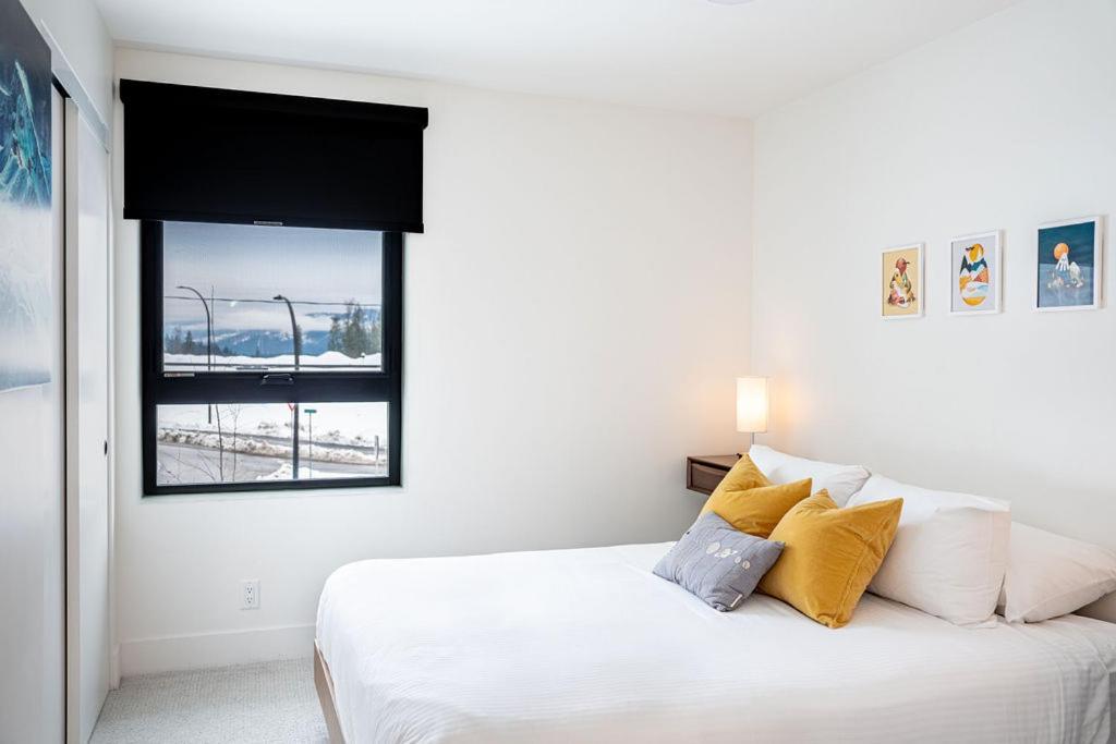 Appartement Revel In The Stoke By Revelstoke Vacations Extérieur photo